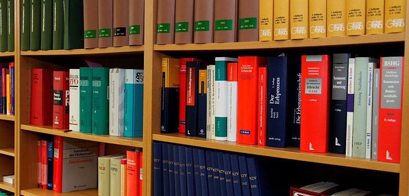 Pomoc prawna w sprawach cywilnych i administracyjnych