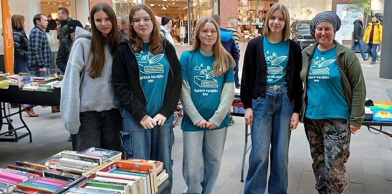 Ostatni w tym roku kiermasz książek w Galerii Sfera - 22389