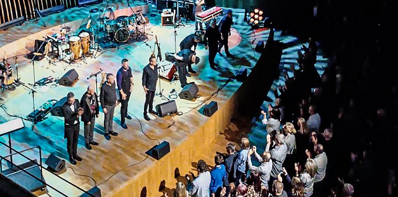 Raz, Dwa, Trzy i Filharmonia Podkarpacka oczarowali publiczność w Cavatina Hall - 22809