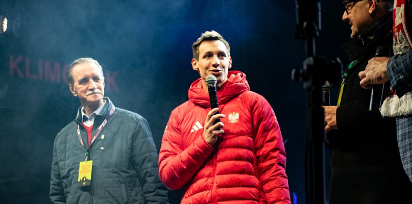 Kacper Tomasiak wicemistrzem świata juniorów. Kolejny sukces skoczka