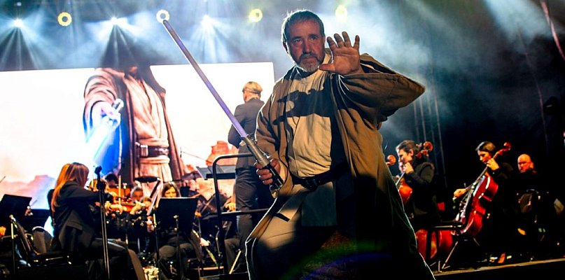 Od „Gladiatora” po „Gwiezdne wojny”. Muzyka filmowa porwała publiczność