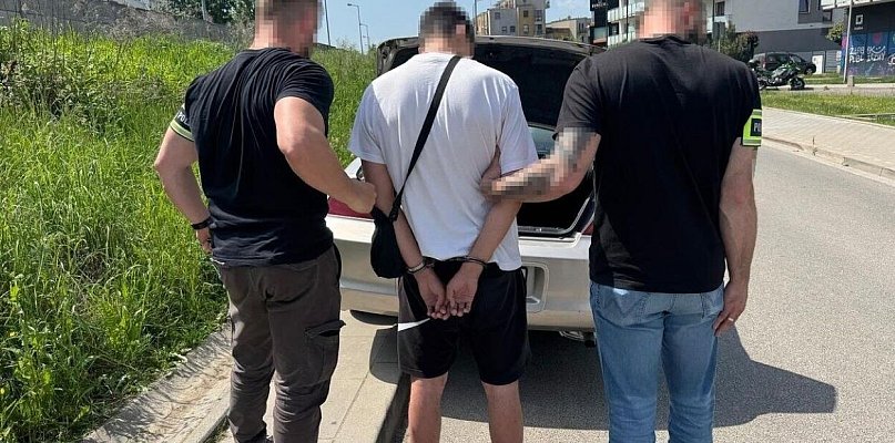 Oszukał seniora z powiatu bielskiego na 17 tys. zł. Zatrzymany w Krakowie