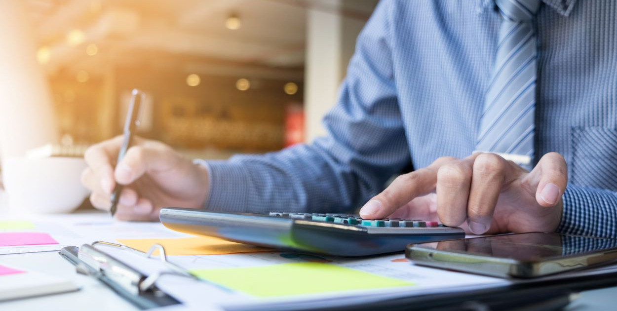 Podatek u źródła - co warto o nim wiedzieć?