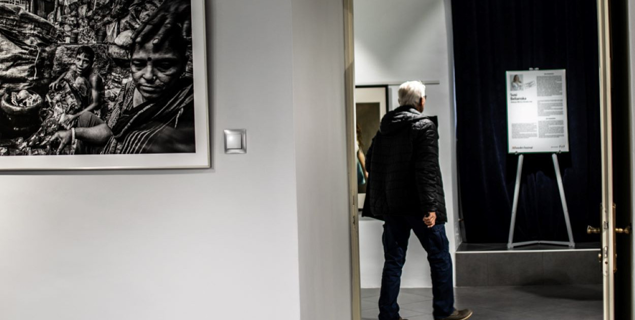 FOTO ART FESTIVAL - wystawa Alaina Schroedera – „Plastikowy skarb”