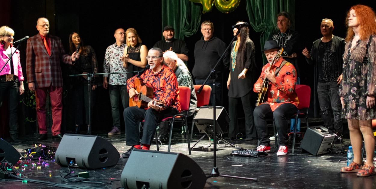 Czerwony Tulipan na scenie bielskiego Teatru