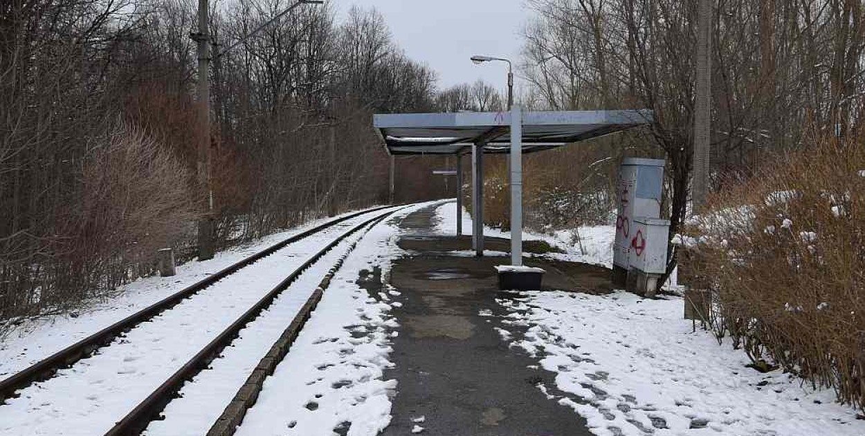 Dawna stacja kolejowa na trasie linii 190