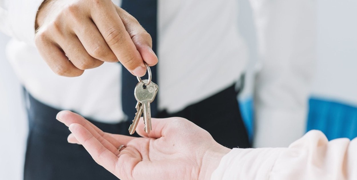 Zarządzanie najmem bez stresu — jak właściciele oszczędzają czas i pieniądze