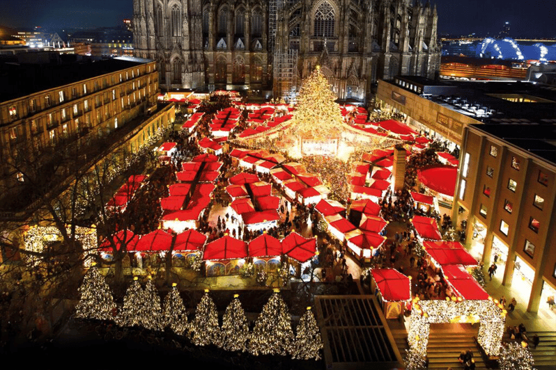 Kolonia, Niemcy – Weihnachtsmarkt am Dom