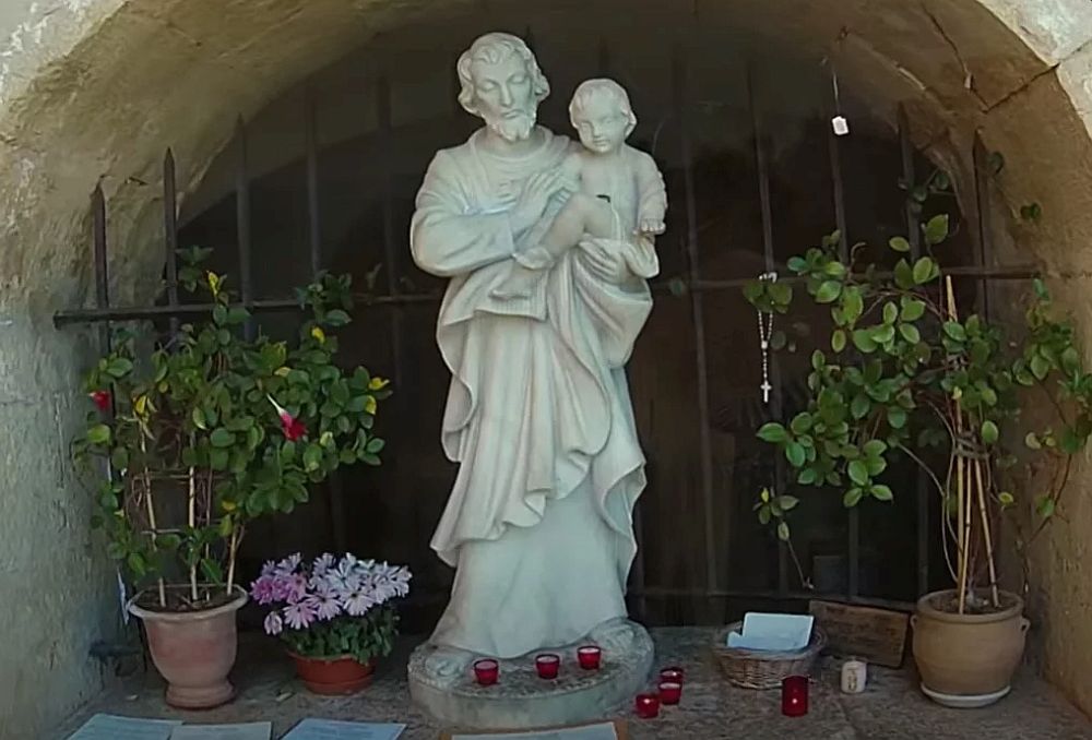 Miasteczko Świętej Rodziny Cotignac