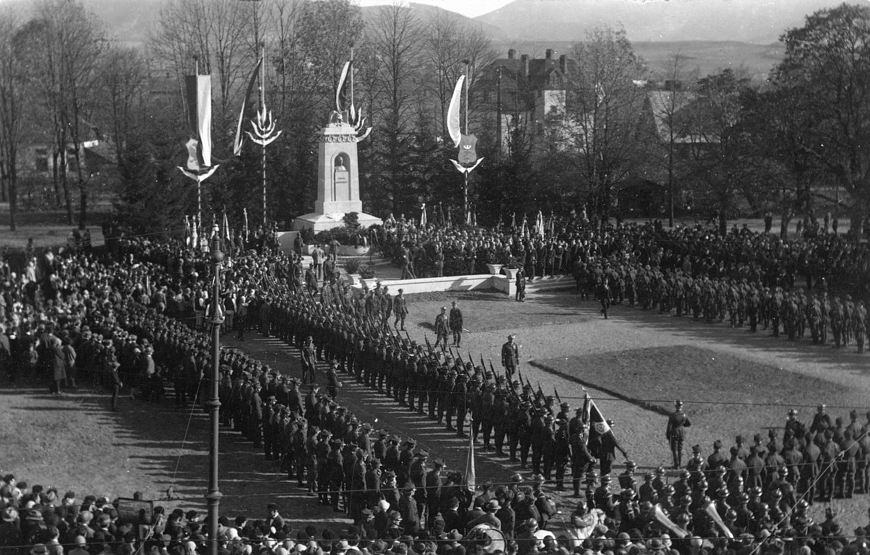 Odsłonięcie pomnika Narutowicza w Bielsku 28 października 1928, zbiory Jacek Kachel