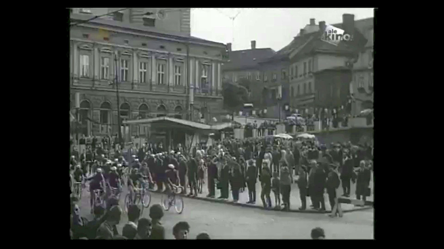 Kadr z filmu Zawsze w niedzielę