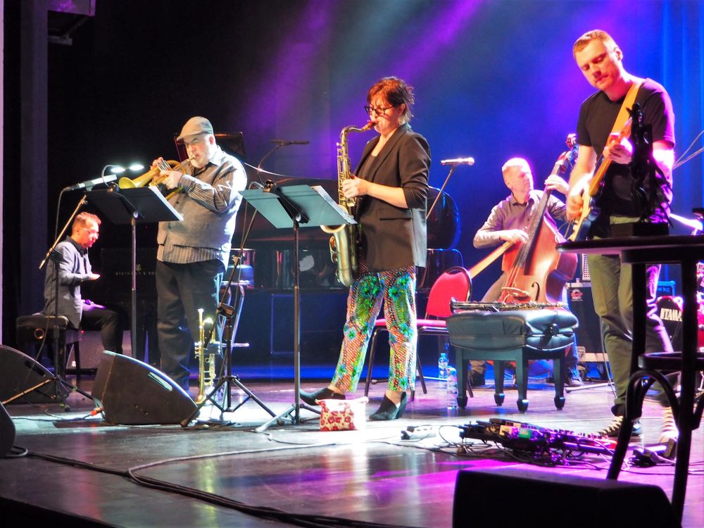 Randy Brecker i Ada Rovatti z AMC Trio Plus - Peter Adamkovic - fortepian, Samuel Marincak - gitara,  Martin Marincak - kontrabas.