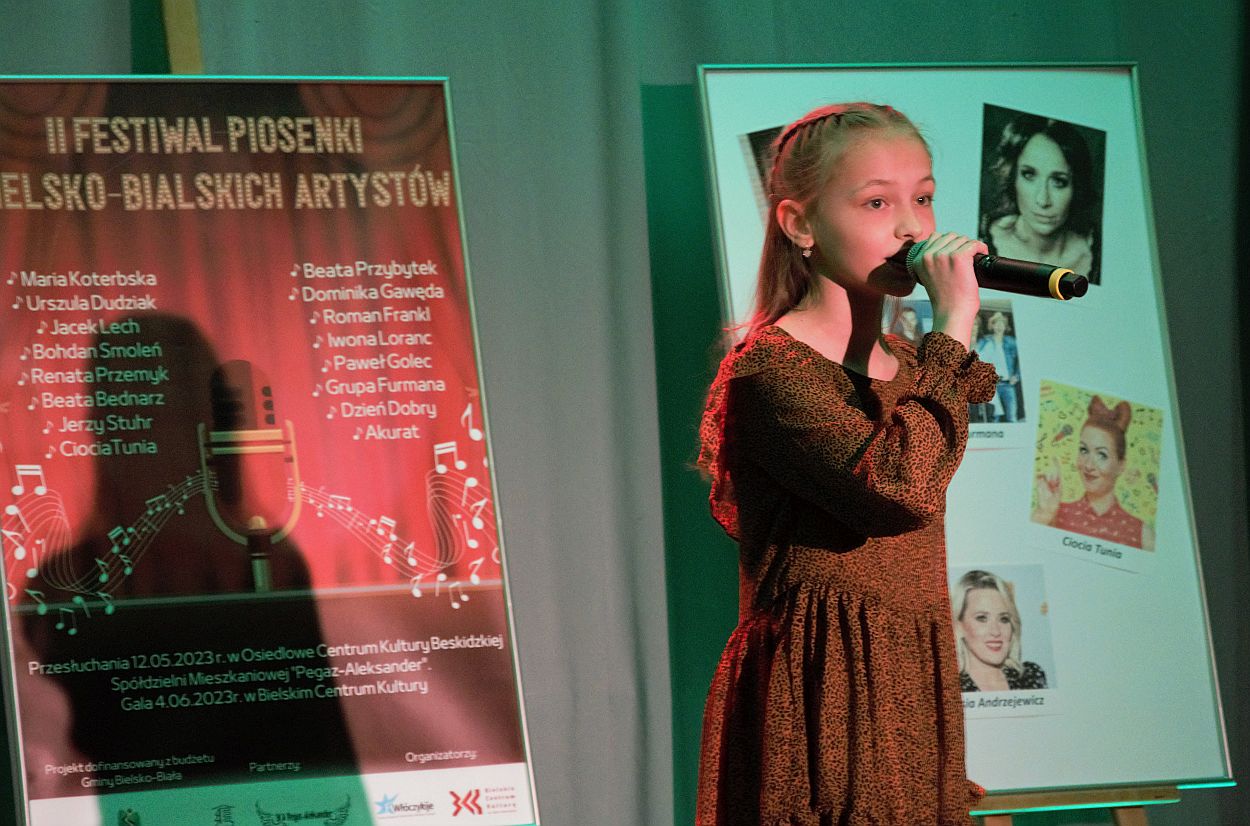 Jedna z młodszych uczestniczek Festiwalu