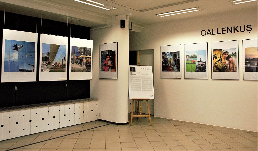 Galeria Bielska BWA - wystawy FotoArtFestival - Ugur Gallenkus - Równoległe dziecięce światy
