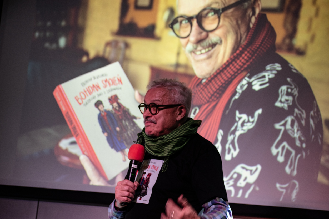 Rozmowy na żółtej sofie