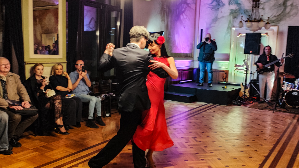 Nova Patria - otwarcie